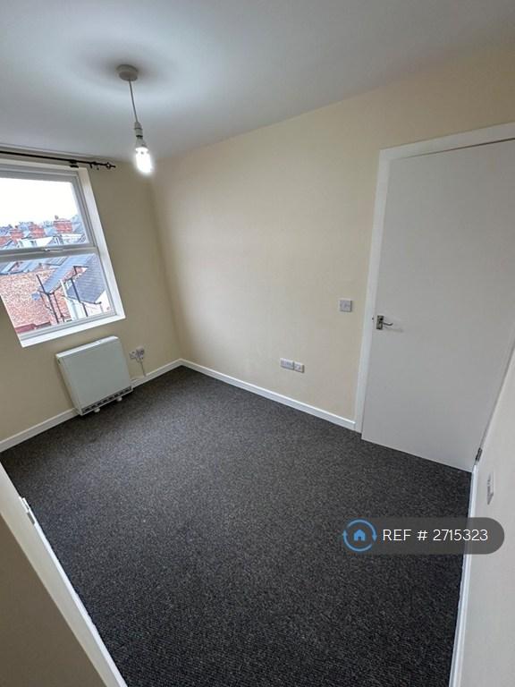 2 bedroom flat in Sherwood, Nottingham, NG5 (2 bed) (#2715323)