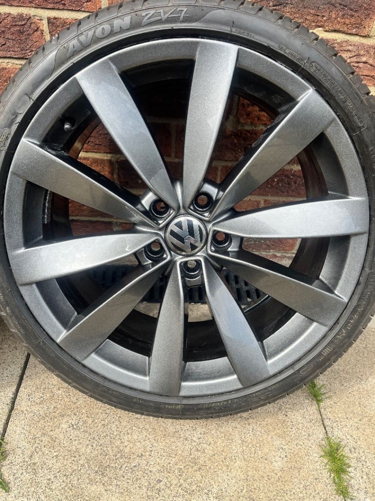 Audi/vw 19 inch wheels