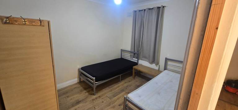 🔥🔥 SHARED DOUBLE ROOM 🔥🔥