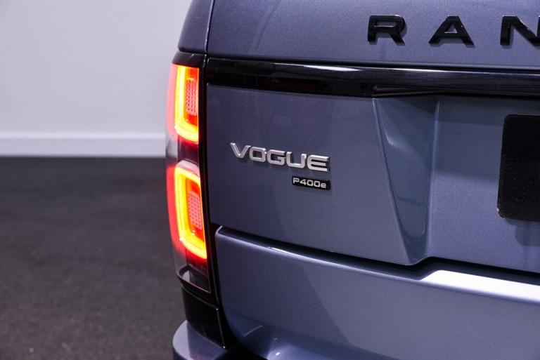 2021 Land Rover Range Rover 2.0 P400e 13.1kWh Vogue BLACK PACK PAN ROOF SUV 5dr Petrol Plug-in Hy...