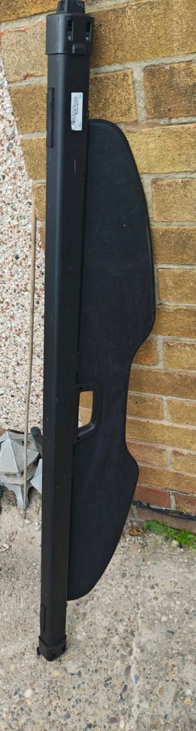 Antara parcel shelf