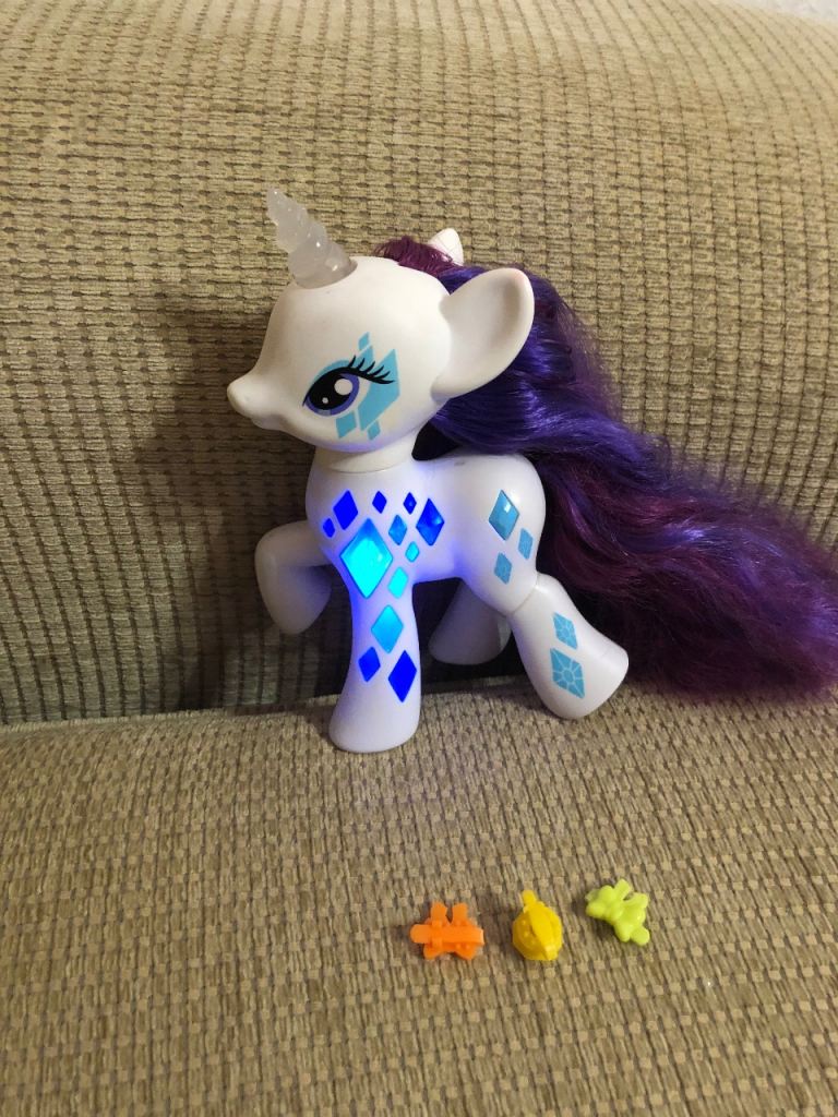 My Little Pony Glamour Glow Rarity