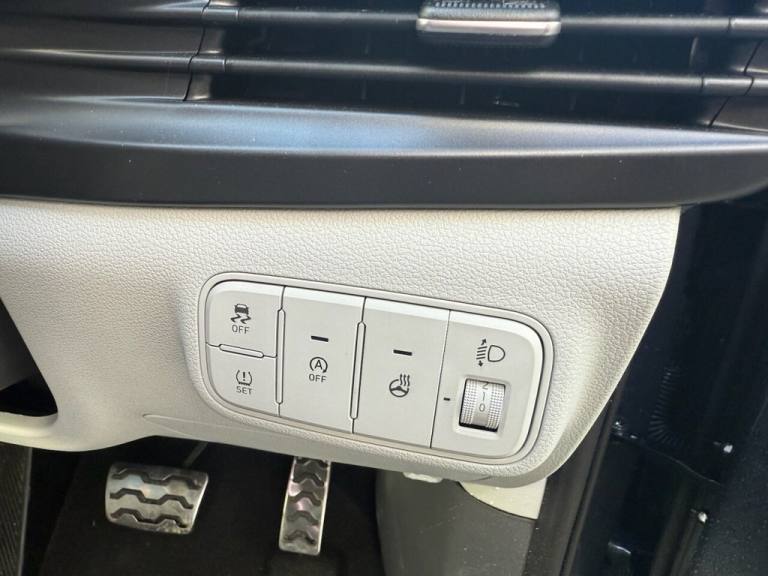 2024 Hyundai BAYON 1.0 T-GDi Ultimate SUV 5dr Petrol DCT Euro 6 (s/s) (100 ps) HATCHBACK Petrol A...