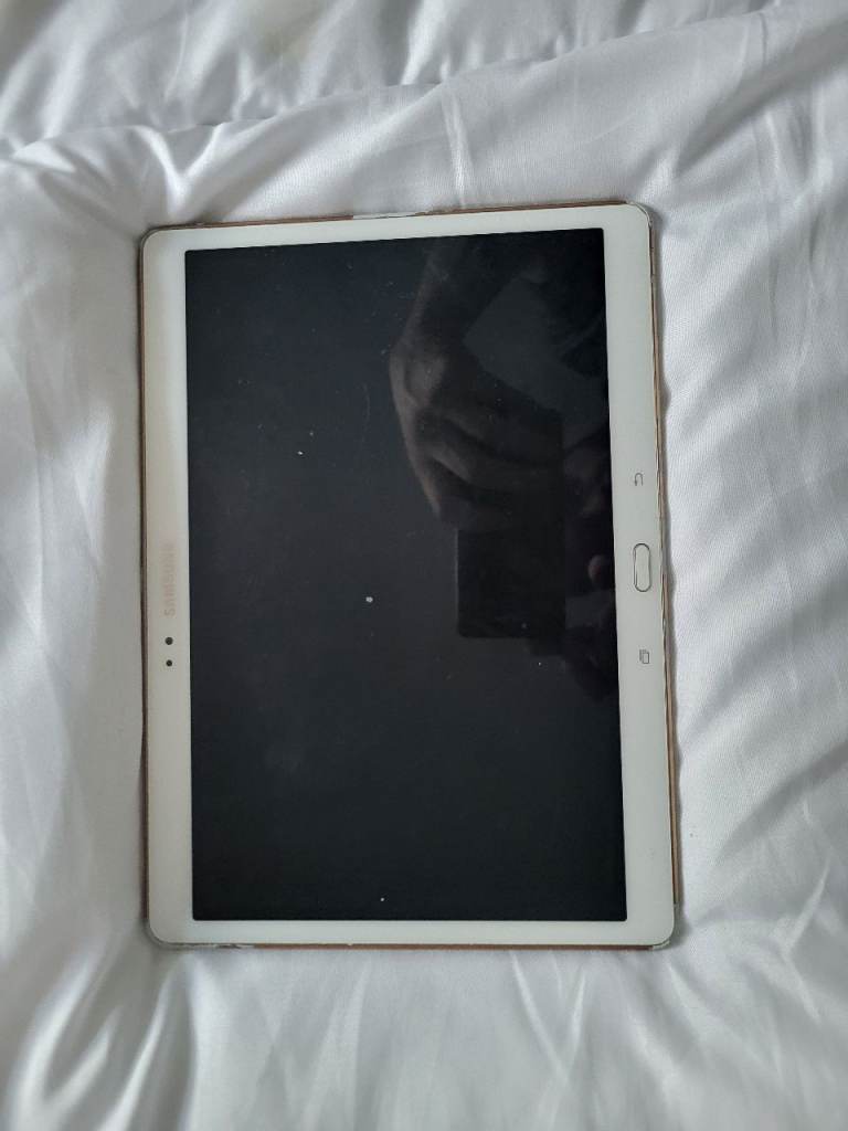 Samsung galaxy tab 5 10.5 charging issue