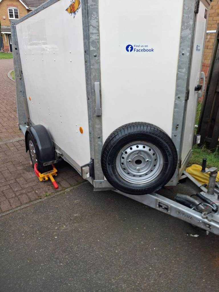 Ifor William bv84