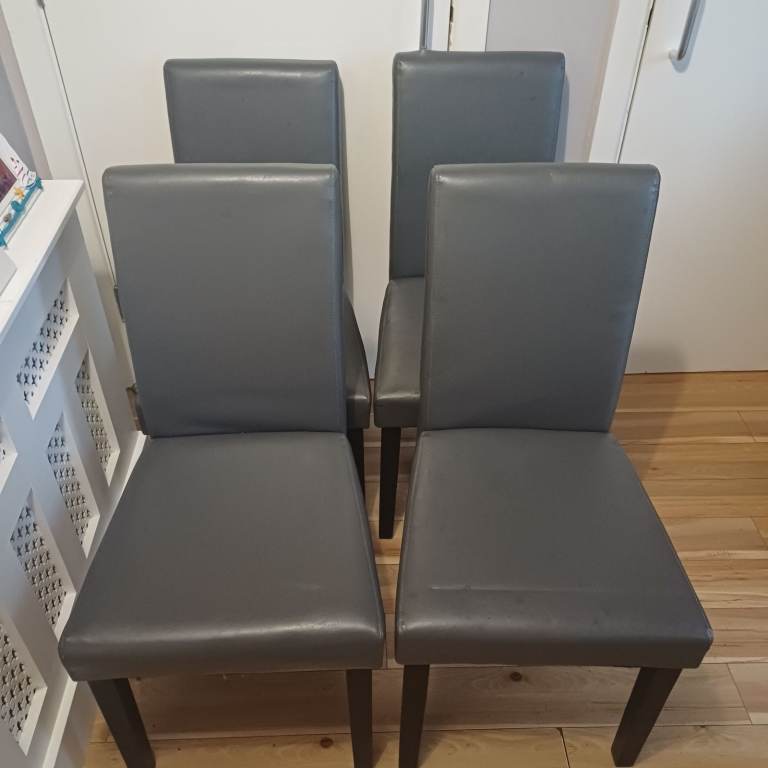 image for 4 x dining chairs 