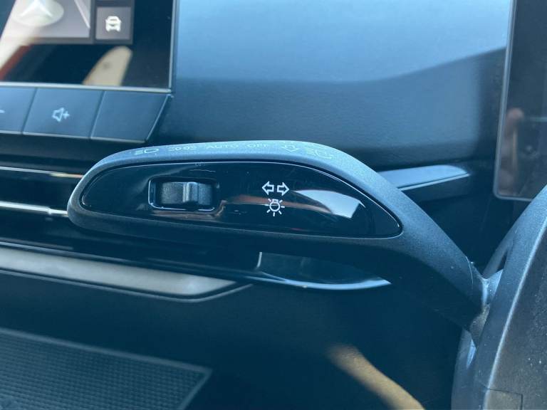 2024 MG MG4 150kW Trophy EV Long Range 64kWh 5dr Auto Hatchback ELECTRIC Automatic