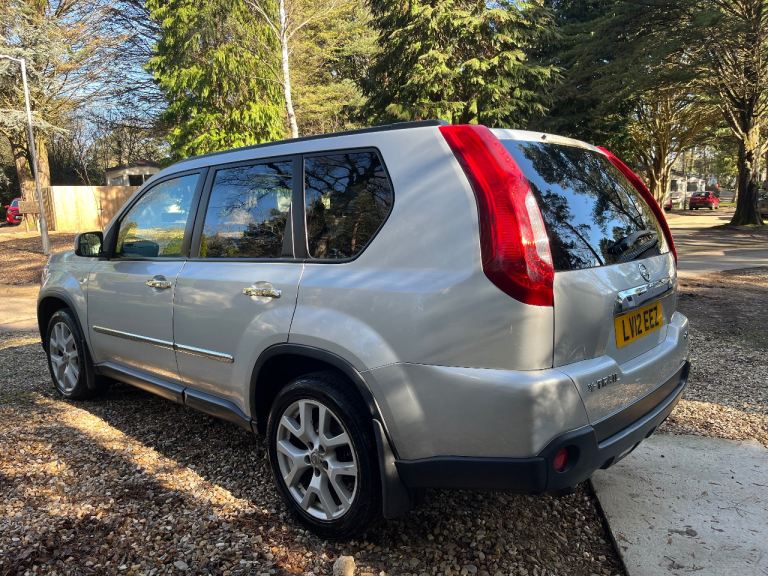 Nissa X trail, top of the range, fully loaded, BOSE, Pan roof, Full leather, NAV, 12 months MOT