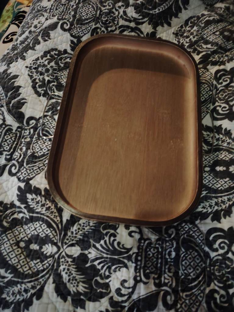 Armchair or sofa tray/table 