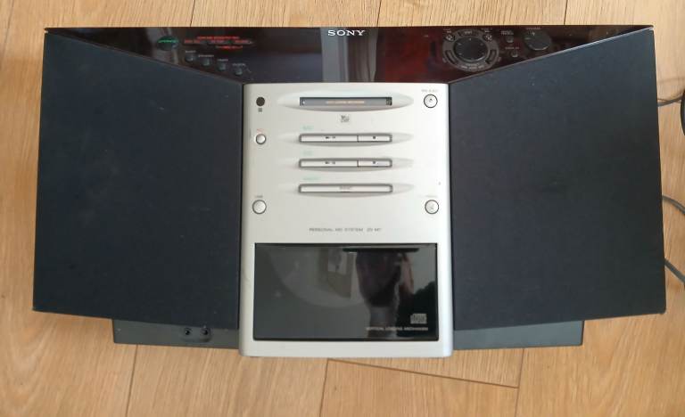 Sony ZS-M7 personal MD system stereo boombox