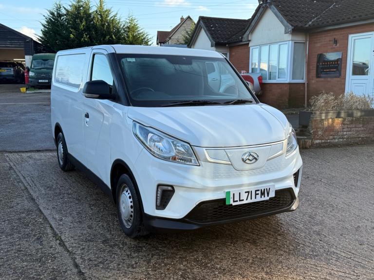 image for 2021 Maxus eDeliver 3 90kW H1 Van 35kWh Auto PANEL VAN Electric Automatic