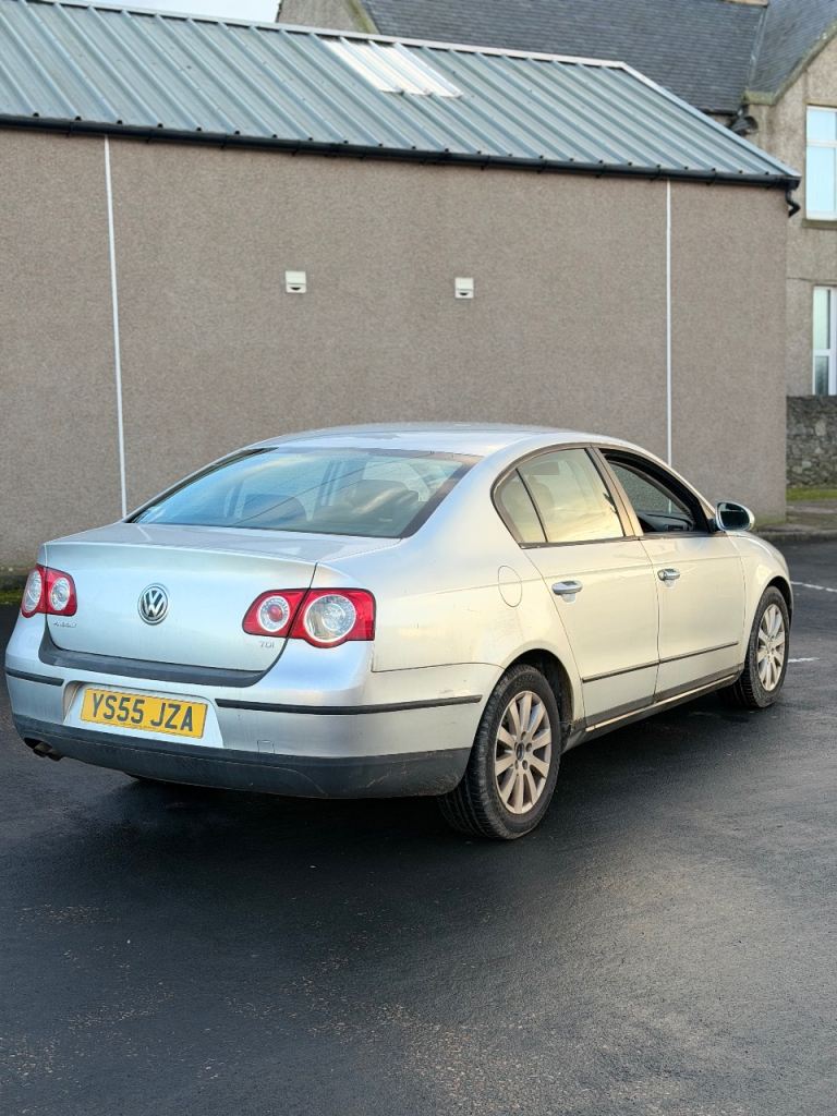 Volkswagen, PASSAT, Saloon, 2005, Manual, 1896 (cc), 4 doors