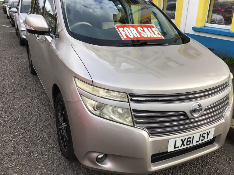NISSAN ELGRAND 2.4 AUTOMATIC 8 SEATER