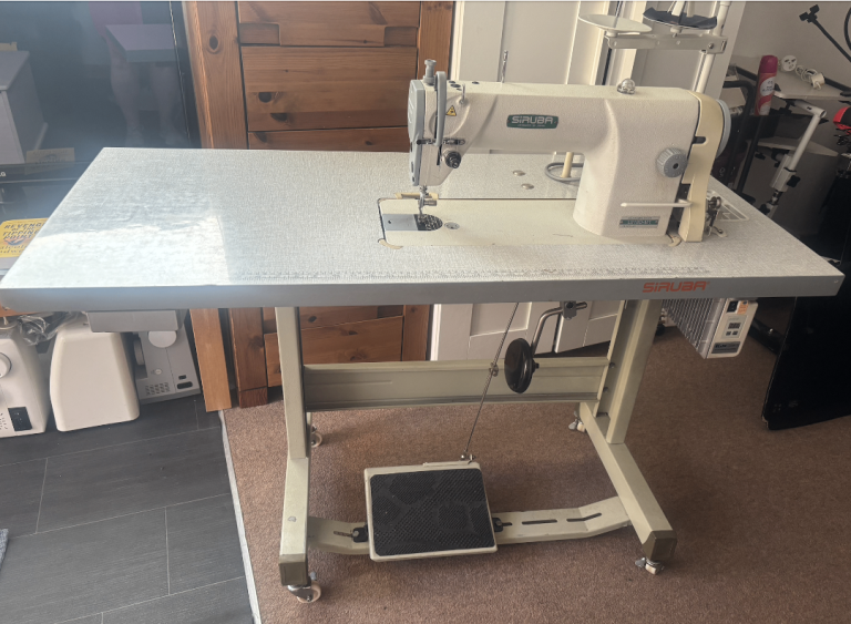 Industrial Sewing Machine - adapted to use with home power supply £300 ONO