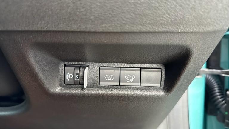 2025 Fiat 600 1.2 MHEV SUV 5dr Petrol Hybrid e-DCT Euro 6 (s/s) (100 ps) SUV Hybrid Automatic