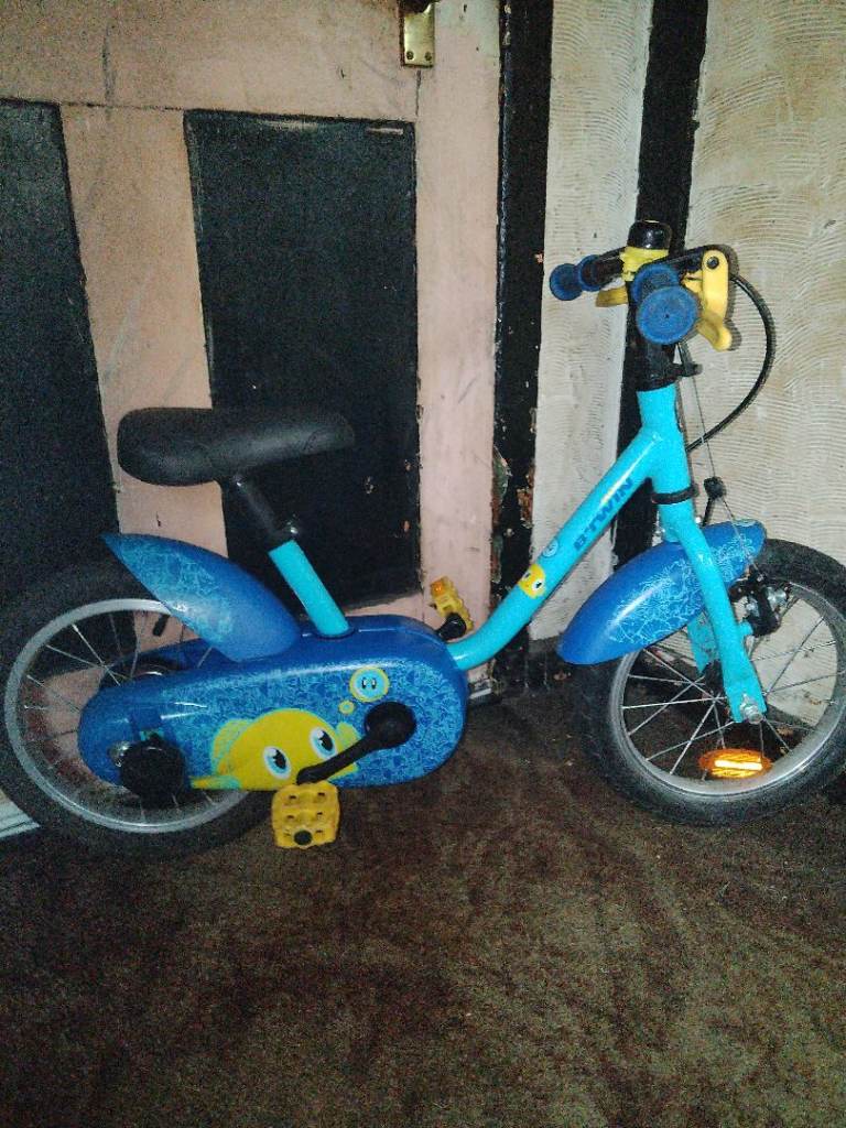B-twin kids bike 