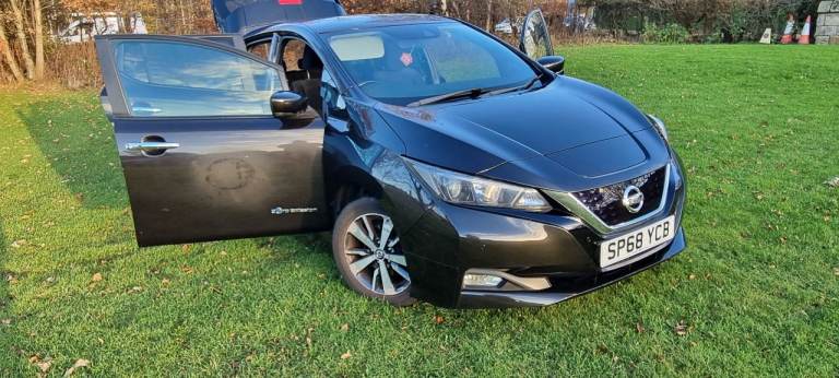 Automatic Luxury Nissan Leaf fully Electric car Cruise Navigation Reverse Camera Auto pilot LEZ