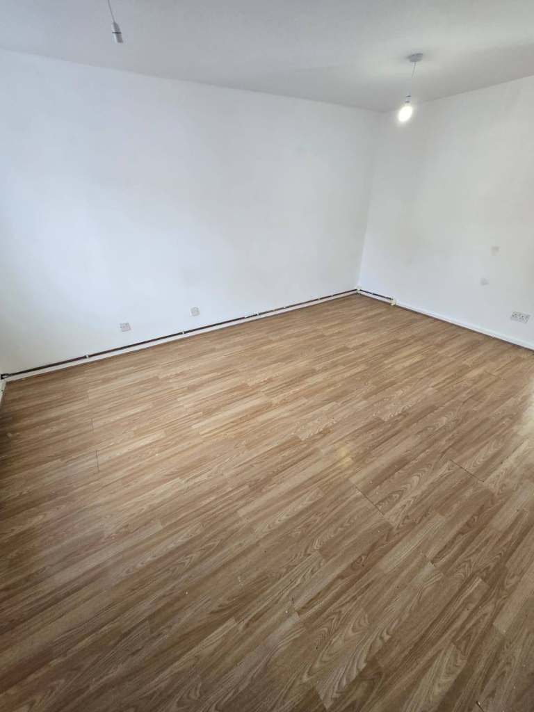 Stunning 3 Bedroom semi detatched in Beckton E6