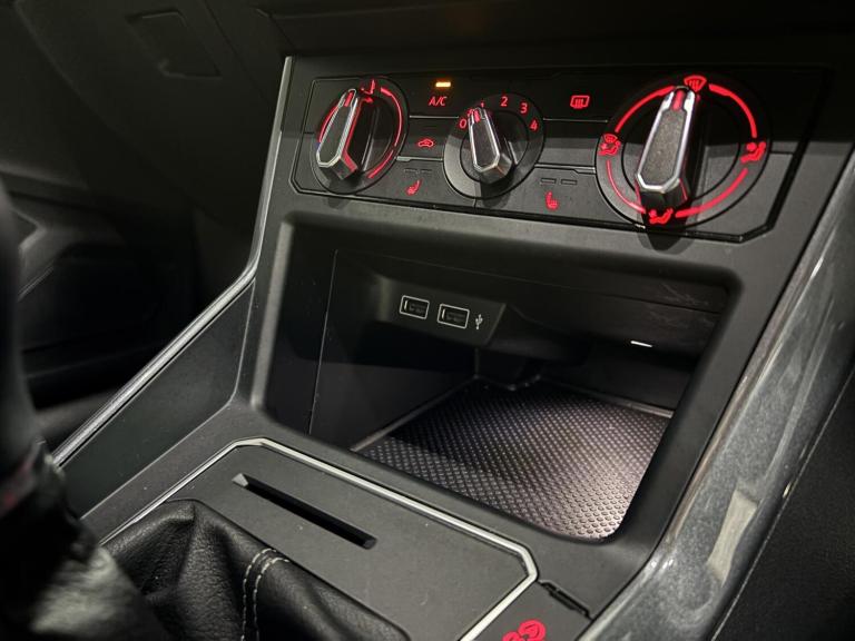 2018 Volkswagen Polo 1.0 TSI R-Line Hatchback 5dr Petrol Manual Euro 6 (s/s) (115 ps) Hatchback P...