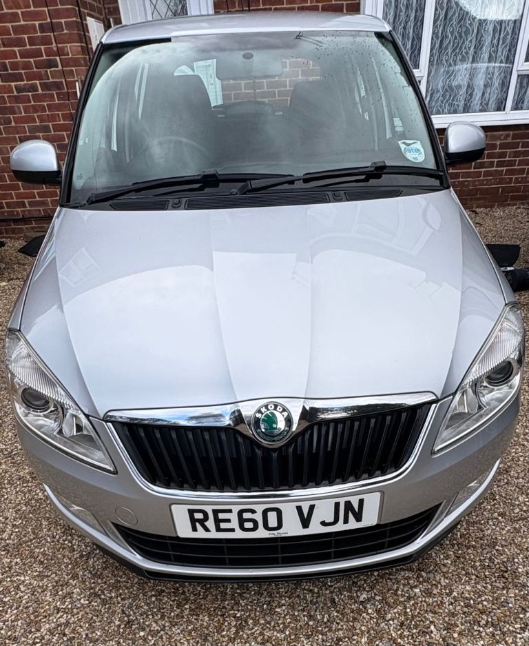 Skoda fabia only 66,000 miles 12 months m.o.t road tax £20 year