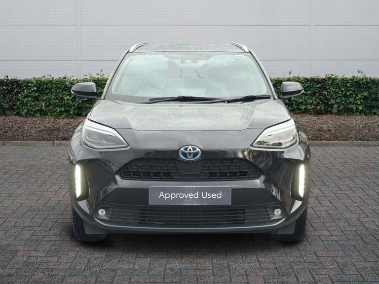 2022 Toyota Yaris 1.5 Hybrid Design 5dr CVT Estate Hybrid Automatic