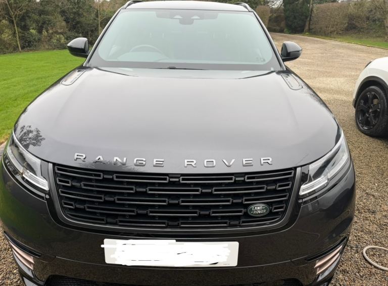 June 2023 Range Rover Velar D200 Dynamic SE