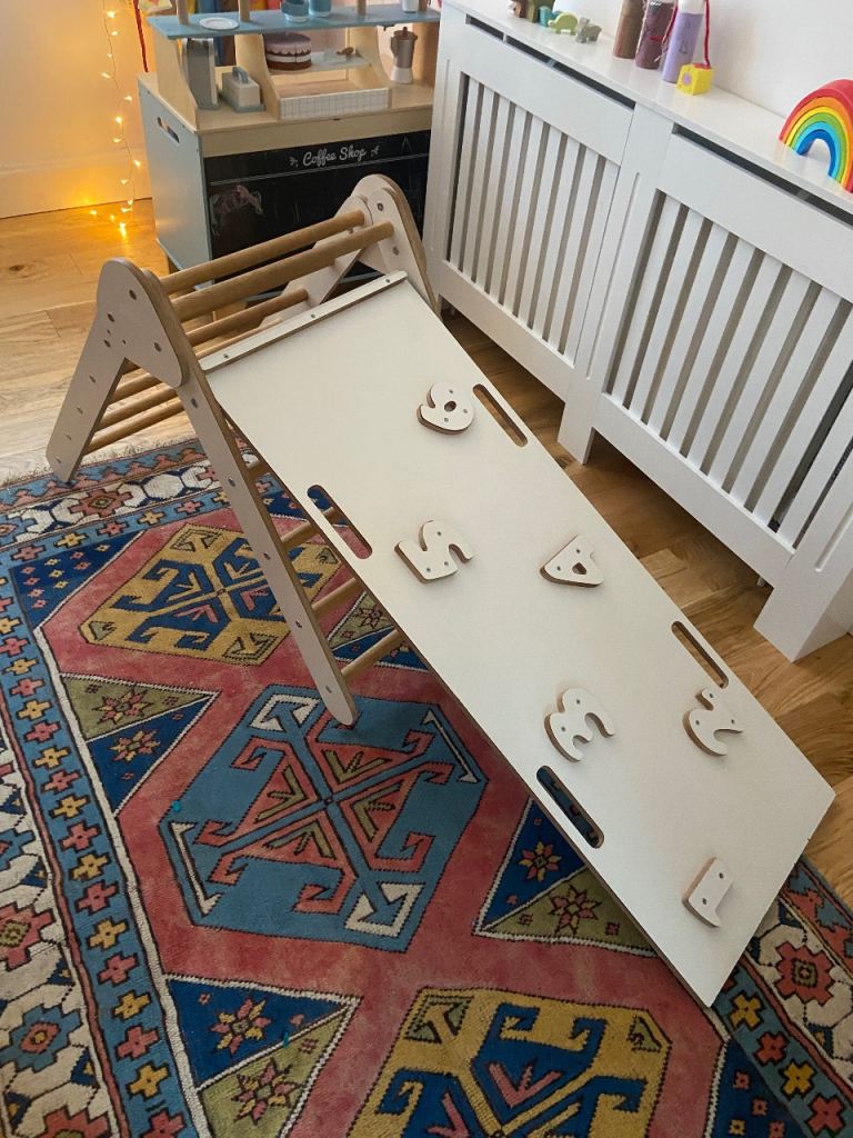 Montessori Wooden Pickler Triangle Climbing Frame with Slide – Great Condition