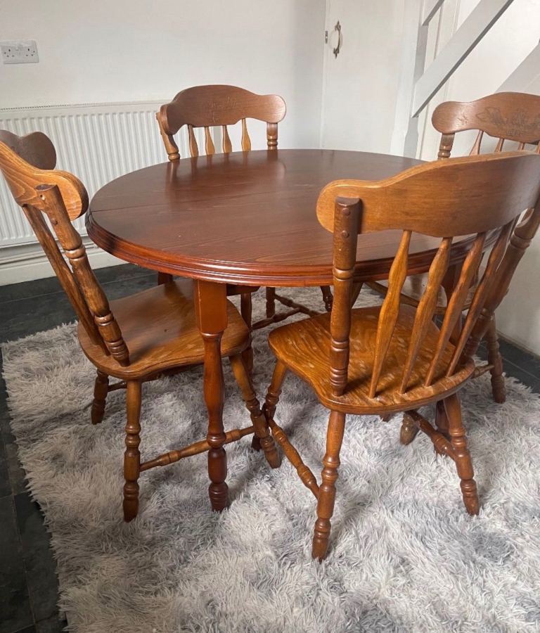 Moving Abroad Sale – Everything Must Go -Round Dining Table & 4 Matching Chairs