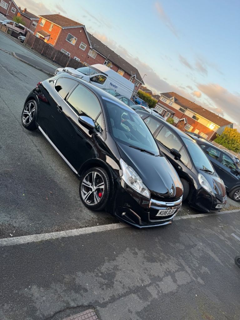 Peugeot, 208, Hatchback, 2016, Manual, 1598 (cc), 3 doors