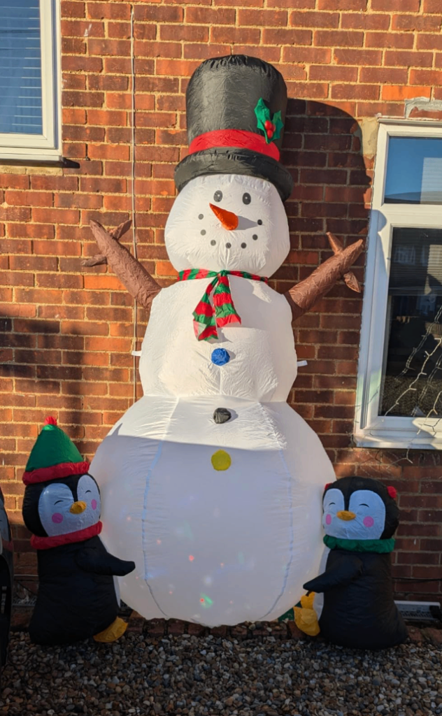 8FT Christmas Inflatable Outdoor Decorations, Christmas Inflatable Snowman with Two Penguins, Led