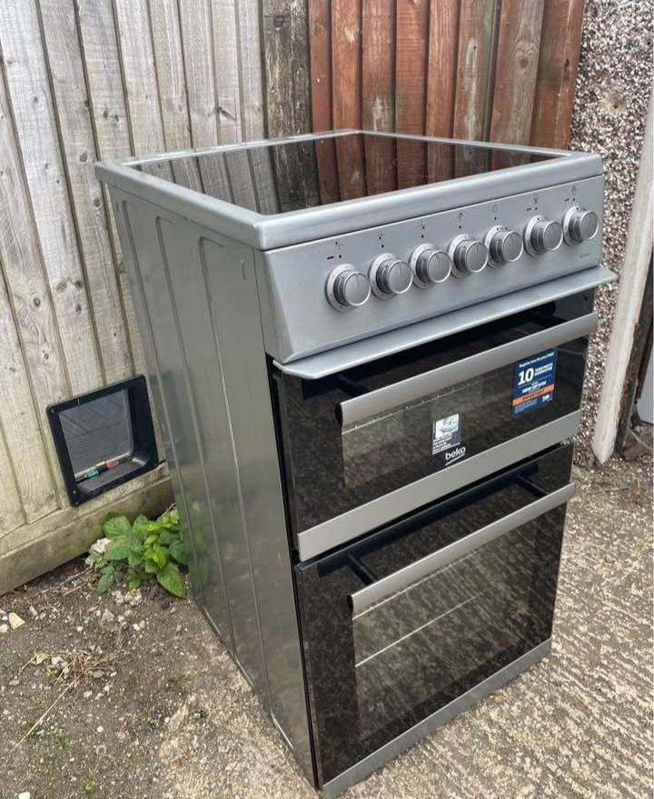 Beko Freestanding  Electric Cooker 159£ Like New In excellent working order and overall conditio