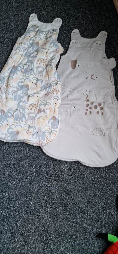 Sleep suits 12/18mths 