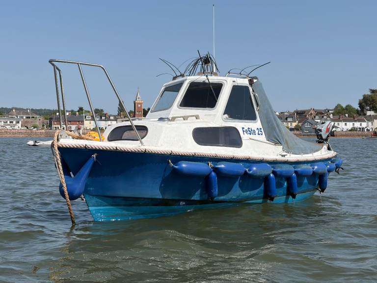 Motor Boat For Sale