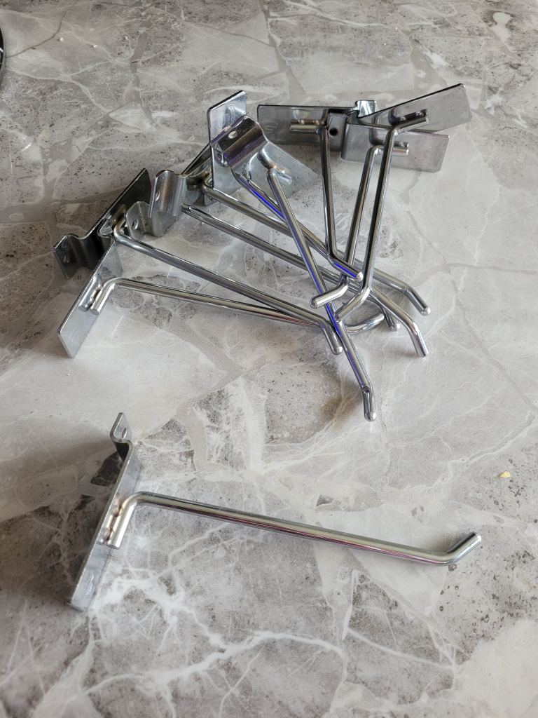 200 6" SHOP PANEL BOARD HOOKS
