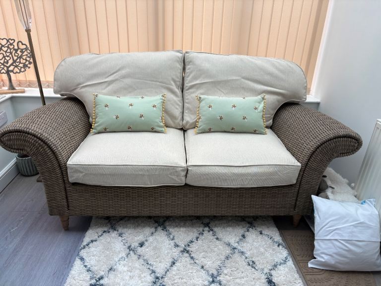 Laura Ashley Daro sofa Settee 2 sets of covers 
