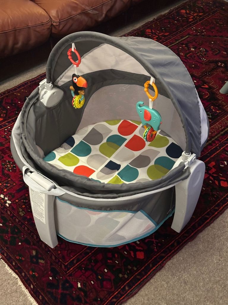 Baby Bouncer/Playpen with Toys – Good Condition