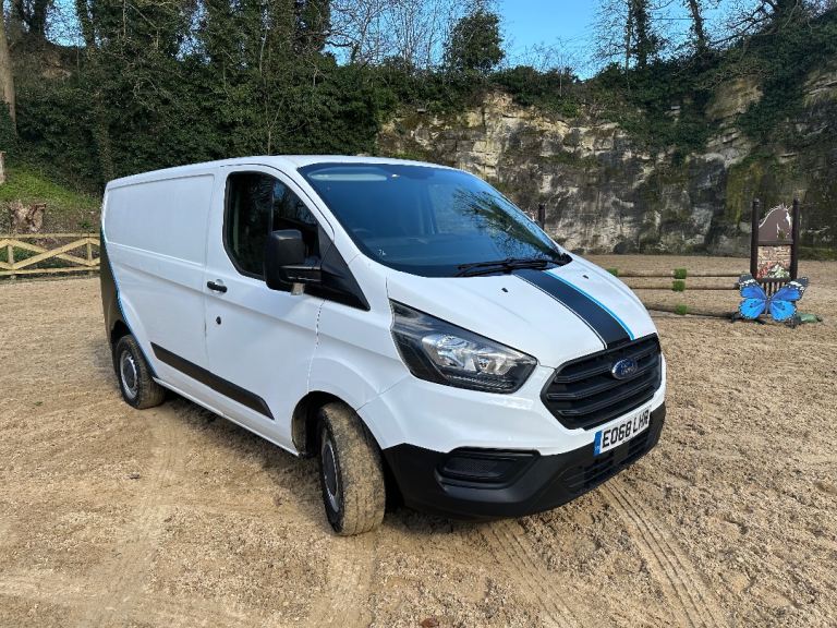 Transit custom euro 6 f/s/h 2 keys ready to go £5695 no vat
