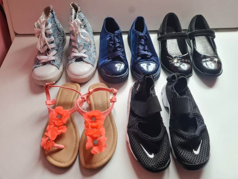Girls size 2 shoe bundle 