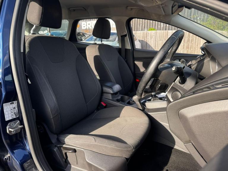 2013 Ford Focus 2.0 TDCi Titanium Euro 5 5dr ESTATE Diesel Manual