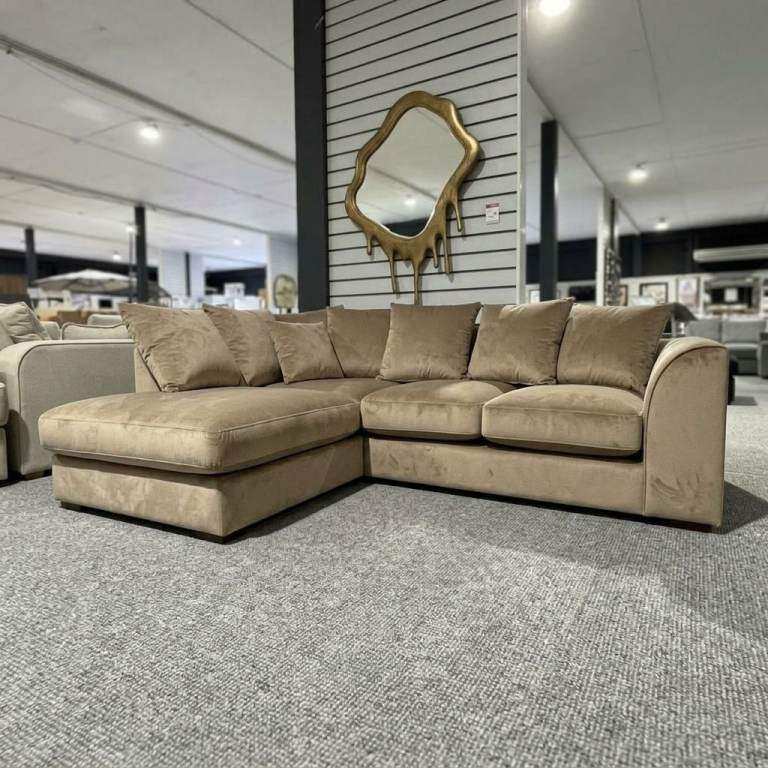 BRAND NEW DYLAN CORNER AND 3+2 SEATER SOFAS AVAILABLE IN DIFFERENT COLORS AND STUFF, 🚚 COD