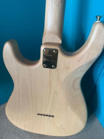 Carvin bolt Strat matching Carvin case made in usa | in Thornaby