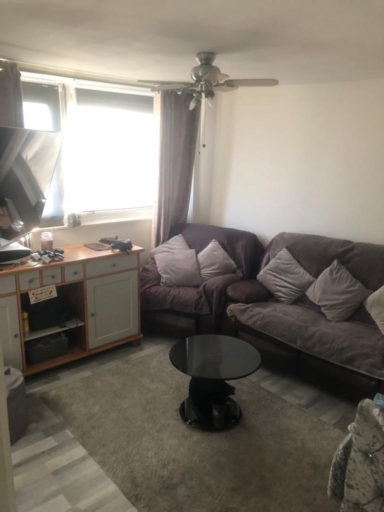 Studio flat in Southend to swap 