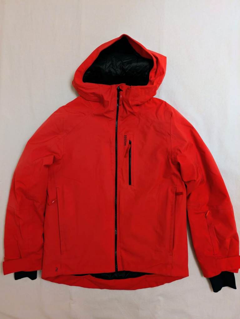 Decathlon Wedze Piste 550 kids ski jacket, red, age 10.