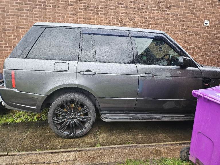 Range rover vogue 2004 for spare