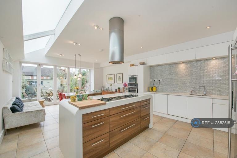 4 bedroom house in Burrows Road, London, NW10 (4 bed) (#2862516)