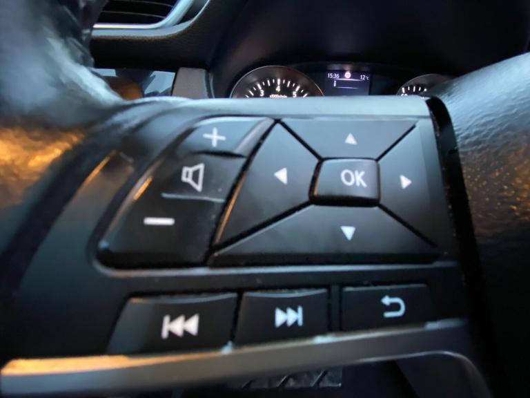 2018 Nissan Qashqai 1.2 DiG-T N-Connecta 5dr HATCHBACK PETROL Manual