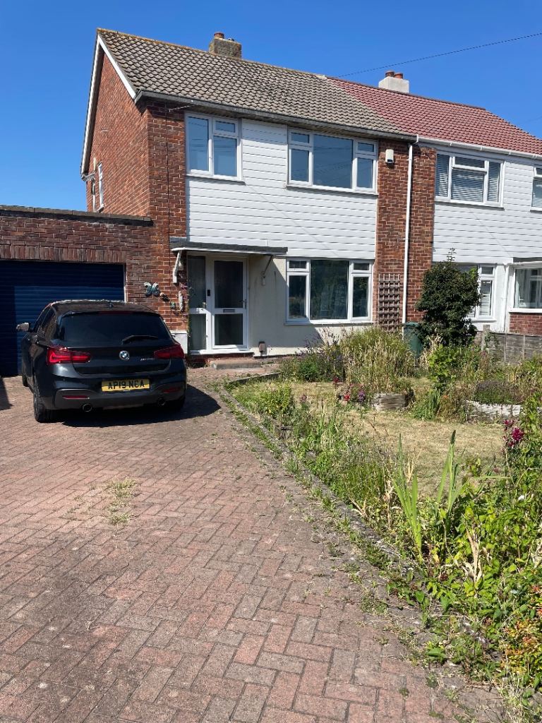 Room to let in Clevedon 