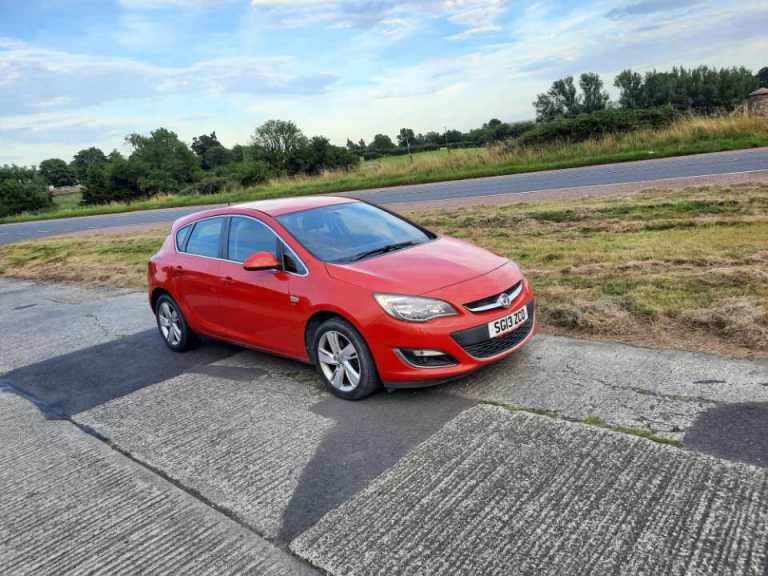 Vauxhall, ASTRA, Hatchback, 2013, Manual, 1398 (cc), 5 doors