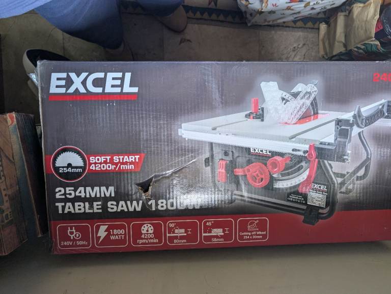 Excel table saw