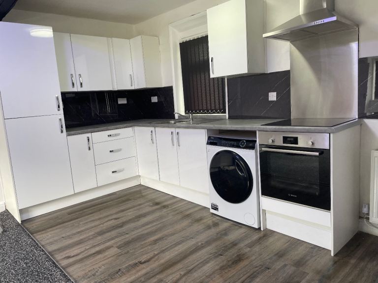Newly Refurbished house to let